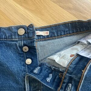 Levi’s ribcage shorts